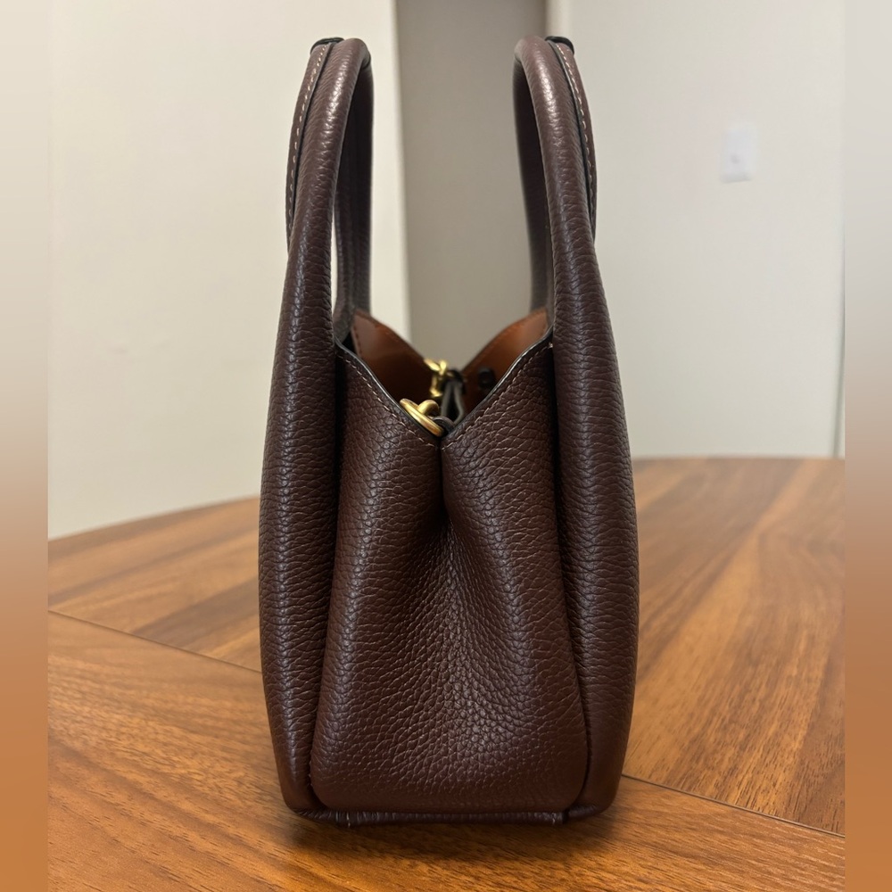 Coach Lana Shoulder Bag 19 Maple/Brass - Picture 6 of 9